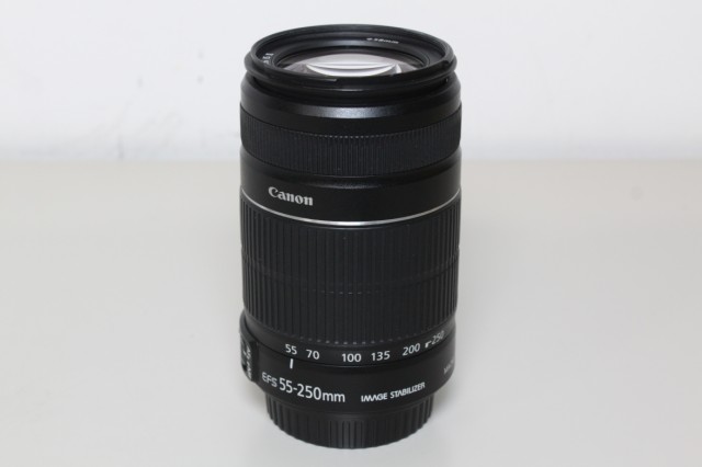 美品 Canon EF-S 55-250mm F4-5.6 IS II キャノン