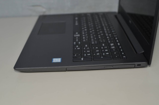 【新品】高性能PC　Windows11　Core i7　8GB　Office付き