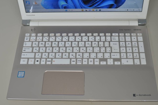 東芝 ノートパソコン Windows11 Core i7 office T65