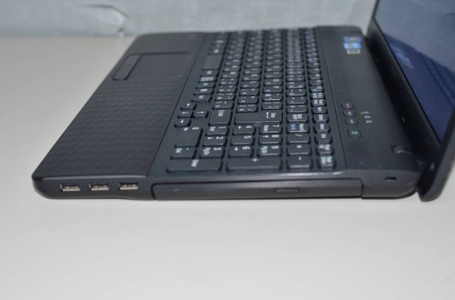 中古良品ノートパソコン Windows11+office Sony VPCEH18FJ core i3 ...