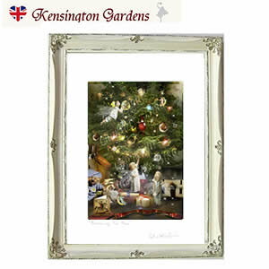 天使 妖精 絵画 【トリミング ザ ツリー】（ツリーを飾ろうよ）シャーロット バード フォトグラフ 額 入り インテリア 妖精 の 写真家 【 送料無料 】  フェアリー エンジェル アート ヴィクトリア Charlotte Bird イギリス 英国 8,360円