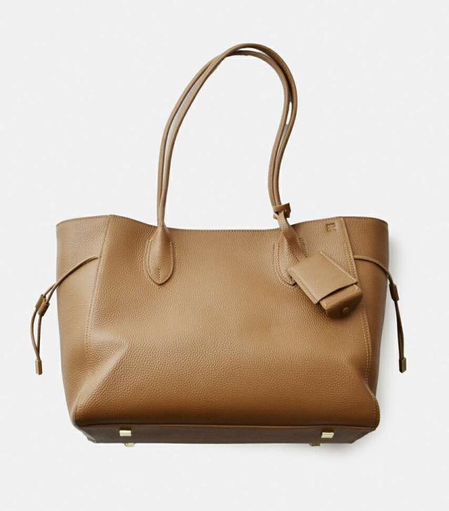 ストーリー トートバッグ story. カウレザー 2way コード トートバッグ