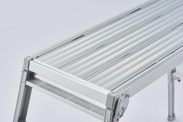 (法人様限定)脚部伸縮足場台 幅広タイプ DRSW-1000c 長谷川工業_1
