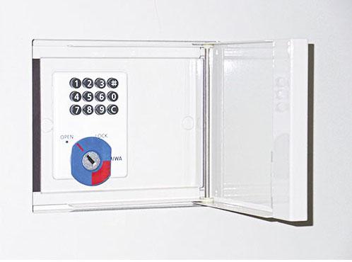 宅配ボックス プッシュ錠タイプ 標準扉 (ホワイト) TBX-F1S-WW 商品単品販売 tbx-f1s-ww ダイケン [宅配BOX 完成品 Sボックス 1段仕様 防滴 100サイズ荷物対応 DAIKEN 白]
