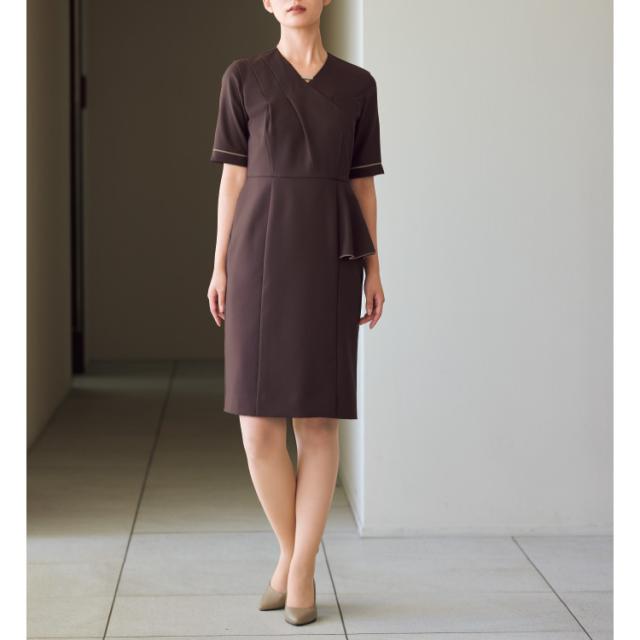 2025年春夏新作 アンジョア レディース ワンピース エステ クリニック サロン 美容 受付 制服 ストレッチ ラ・ボーテ マーメイドスタイル オフィス ジョア 62059 2025年春夏新作 アンジョア レディース ワンピース エステ クリニック