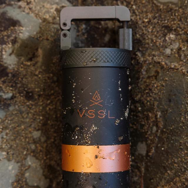 VSLL JAVA COFFEE GRINDER ハンドーコーヒーグラインダー コーヒーミル コーヒー アウトドア キャンプ ハンドミル 器具 コーヒー豆 珈琲 コンパクト 軽量 軽い 焚き火 登山 BBQ キャンプ用品 ソロキャンプ アウトドアギア 調理器具 こだわり ドリップ フィルター_8