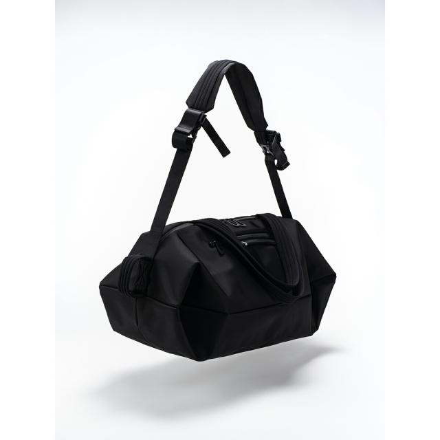 【公式】cote&ciel コートエシエルSanna Sleek Blackショルダーバック 斜め掛け サコッシュ コートアンドシエル コートシエル_1