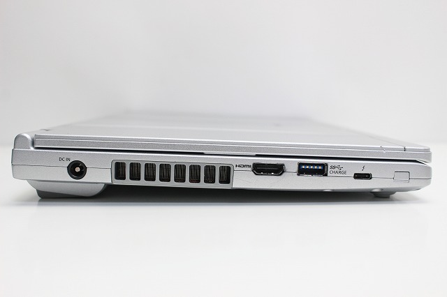 軽量♪ レッツ Office付 メモリ8GB CF-SV8RDCVS
