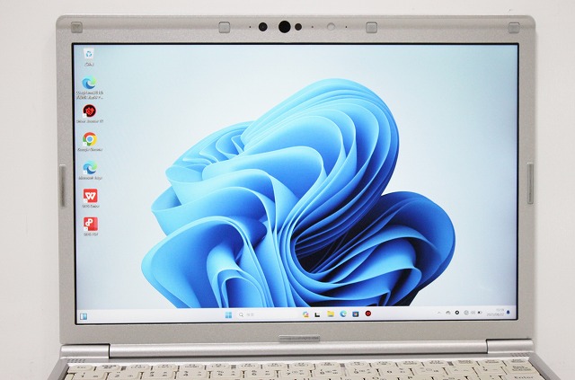 DVD！win11！パナ レッツノート SV7/第8世代 i5/8GB/SSD ノートパソコン 中古 Panasonic レッツノート CF-SV7 DVDマルチ 第8