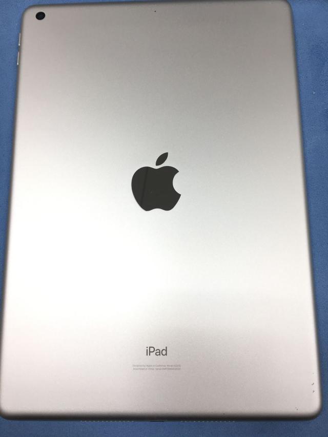 動作確認・初期化済み】 美品 電池84％ Apple iPad 第8世代 Wi-
