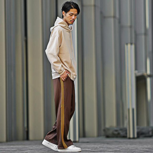 アディダスオリジナルス ブラウン トラックパンツ（ジャージ）/ adidas アディダスオリジナルス ブラウン トラックパンツ（ジャージ）/ adidas