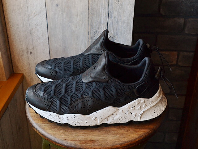 【返品交換送料無料】Flower MOUNTAIN フラワー マウンテン HONEYCOMB ハニカム BLACK ブラック 靴  シューズ 返品交換送料無料】Flower MOUNTAIN フラワー マウンテン HONEYCOMB