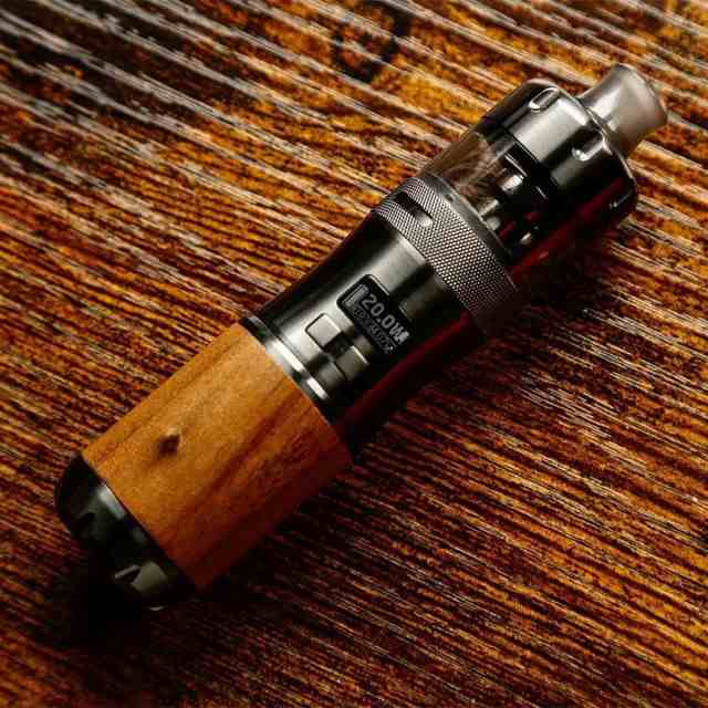 BPMODS LightSaber Pod Mod Model S ビーピーモッズ ライトセーバー ポッド モッド 電子タバコ vape 本体 pod型 ハイエンド ポッド Light