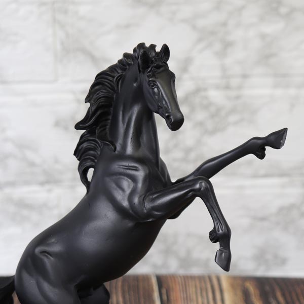 立ち馬 跳ね馬 オブジェ M 開運 縁起物 風水 プレゼント BK/GD