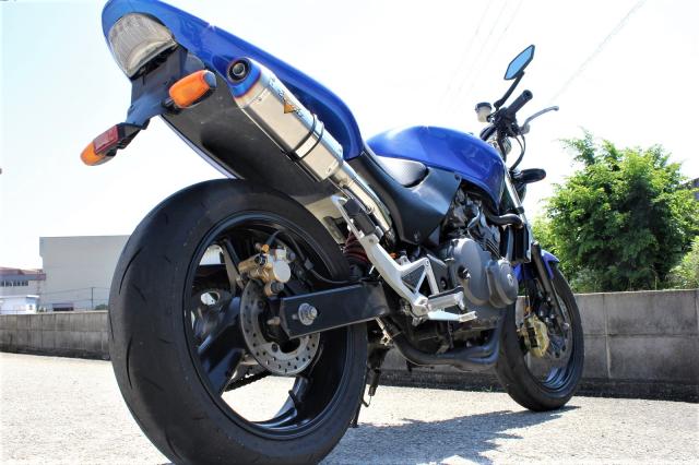 ホーネット250 マフラー　VALIENTE Amazon | ホーネット250 バイクマフラー MC31 1996年～2007年