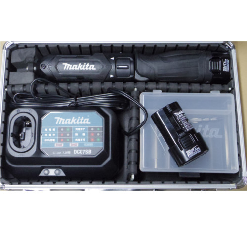 マキタ 充電式ペンインパクトドライバ TD022DSHXB 7.2V(1.5Ah)(黒)セット品 (本体・バッテリBL0715×2個・充電器・アルミケース付き)
