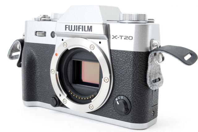 中古】フジフィルム Fujifilm X-T20 ボディ シルバー 美品 小型・軽量 