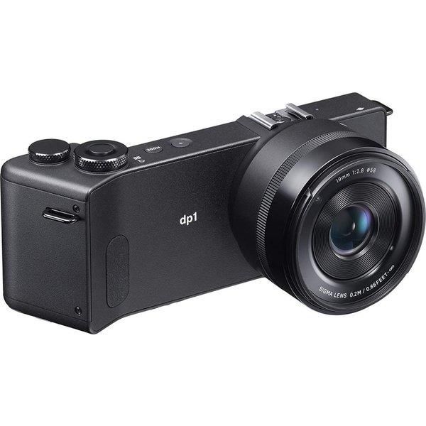 【中古】シグマ SIGMA dp1Quattro 2,900万画素 FoveonX3ダイレクトイメージセンサー APS-C 搭載 SDカード付き 74,140円