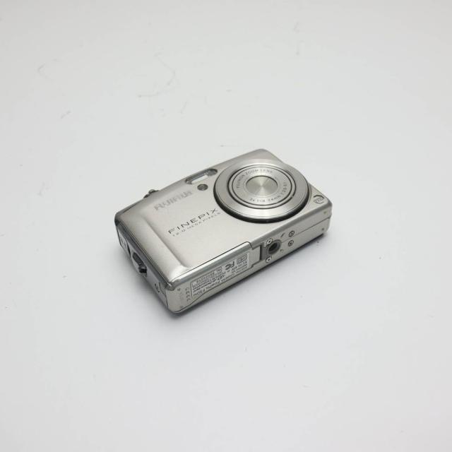 FUJIFILM デジタルカメラ FINE PIX F50fd シルバー FUJIFILM デジタルカメラ FINE PIX F50fd シルバー