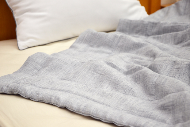 近江ちぢみ掛ふとん 近江の麻 麻100％ 肌掛け布団 シングルサイズ 140×