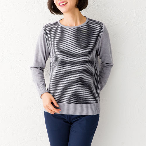日本製 前身柄編みプルオーバー グレー 柄編みニット ウール混 セーター 長袖 クルーネック レディース 婦人服 ミセス シニア 女性 丸首 毛混 シンプル シニアファッション 40代 50代 60代 70代 80代 母の日 お母さん おばあちゃん 秋冬　fuji　p26238 日本製 前身柄編みプルオーバー グレー 柄編みニット ウール混
