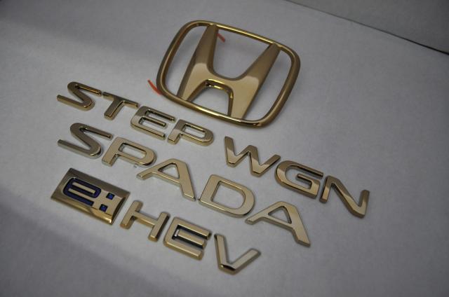 ホンダ カラー エンブレム 送料無料 RP8 ステップワゴンスパーダ 