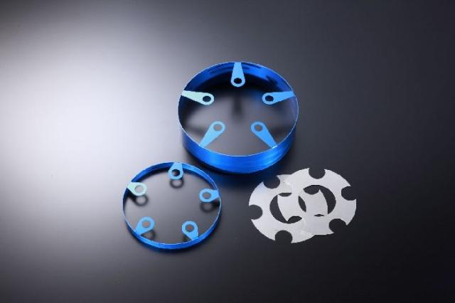 セレナ　HUB　ｆａｓｃｉｎａｔｅ　ハブカバーブルーＳＥＴ☆送料込み☆の通販は 15,177円