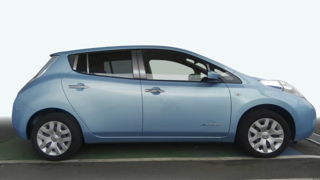 日産 ステンレス ピラー 送料無料 ZE0系 リーフ 10P ヘアライン ブラック カーパーツの通販は