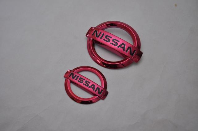 送料無料　日産　Ｂ２１Ｗ　デイズ　ハイウェイスター　レッド　フロント/リア　カーパーツ　純正　メッキ
