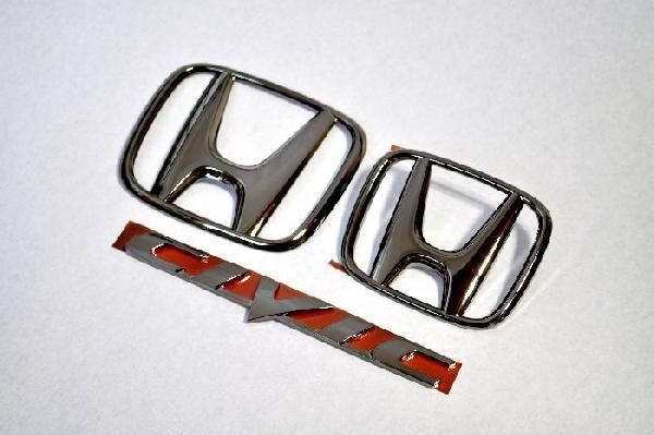 ホンダ　カラー　エンブレム　送料無料　ＦＤ１　シビック　ブラック　３点　カーパーツ　純正　メッキの通販は