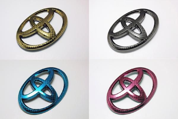 トヨタ　ファサネイトエンブレム　市松模様風　ＱＮＣ１０　パッソ　セット　カラー付き　カーパーツ　純正　メッキの通販は 20,400円