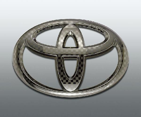 トヨタ　ファサネイトエンブレム　市松模様風　２００系　マジェスタ　セット　カラー付き　カーパーツ　純正　メッキの通販は