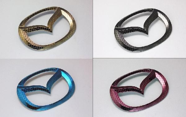 マツダ　ファサネイトエンブレム　市松模様風　ＧＪ２ＦＷ　アテンザワゴン　前期/後期　リア１点　マツダ　カラー付き　カーパーツ　純正　メッキの通販は 7,400円