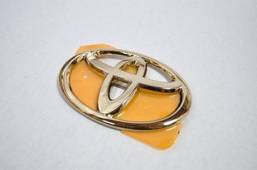 カラー　エンブレム　送料無料　ＮＧＪ１０系ＩＱ　リアトヨタマーク　ゴールド　カーパーツ　純正　メッキの通販は 6,900円