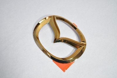 カラー　エンブレム　送料無料　ＬＹ３Ｐ　ＭＰＶ　リアマツダマーク　ゴールド　カーパーツ　純正　メッキ