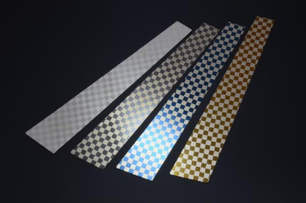 スズキ　ファサネイトピラー　市松模様風ＳＰ　ＭＲ３１Ｓ系　ハスラー　１０Ｐ 鏡面ＨＹＰＥＲ　ブルー　カーパーツの通販は