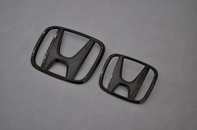 ホンダ　カラー　エンブレム　送料無料　ＲＢ３　オデッセイ　ブラック　フロント/リア　カーパーツ　純正　メッキの通販は