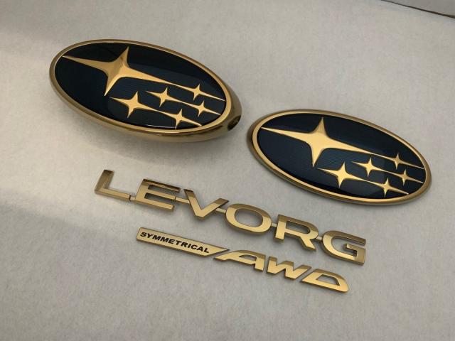 スバル　カラー　エンブレム　送料無料　ＶＮ５　レヴォーグ　ゴールド　４点ＳＥＴ　カーパーツ　純正　メッキの通販は