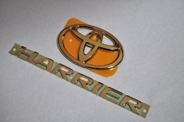 トヨタ　カラー　エンブレム　送料無料　ＺＳＵ６０/６５系　ハリアー　リア2点ゴールド　カーパーツ　純正　メッキの通販は