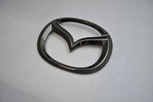 送料無料　ＤＫ８/ＤＫＬ　ＣＸ−３　カラーエンブレム　リア１点　純正　メッキの通販は