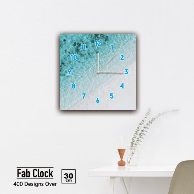 アートパネル ファブリックパネル 時計 壁掛け時計   海 ビーチ 南国 自然 景色 雲 綺麗 やしの木 浜 砂浜 波 青空 ブルー スカイ ハワイ 風景 マリン 晴天 リゾート 海面 サマー 眺め 静音 静か 置時計 クロック 人気 北欧 雑貨 パネル オブジェ お洒落 アートの通販は 5,377円