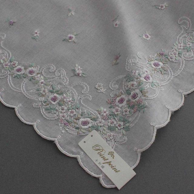 【送料無料】ベトナム手刺繍ハンカチ　花　0001　ライトグレー| ブライダル ハンカチ 結婚式 ハンカチ フォーマル ハンカチ ウェディング ハンカチ 結ギフト 冠婚葬祭 白 ホワイト ウェディング 花嫁 新婦 レディース ギフト