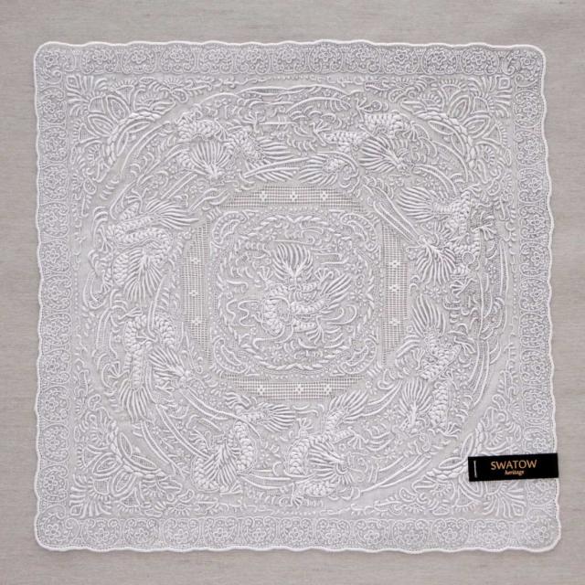 送料無料】汕頭手刺繍 ハンカチ 7517の通販はau PAY マーケット
