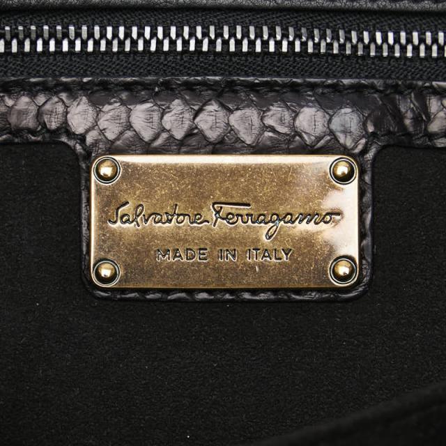 サルヴァトーレフェラガモ パイソン ロゴ ヴァラリボン ハンドバッグ ブラック レザー レディース Salvatore Ferragamo 【中古】_8