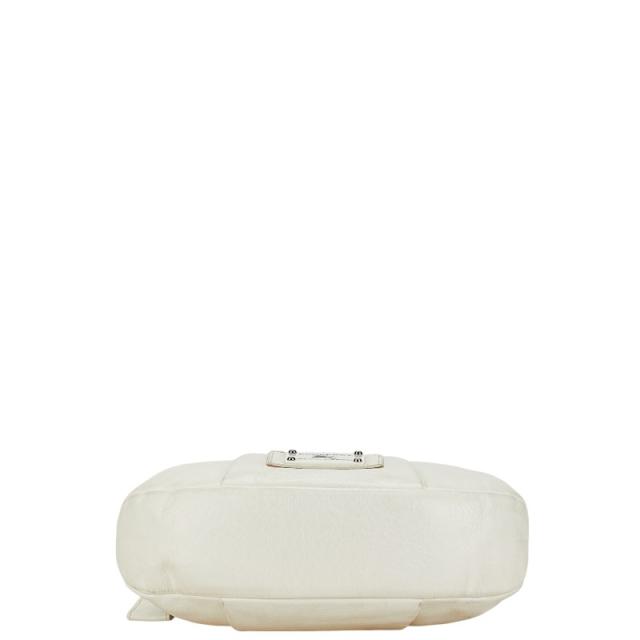 バーバリーブルーレーベル プレートロゴ 斜め掛け ショルダーバッグ ホワイト レザー レディース BURBERRY BLUE LABEL 【中古】 バーバリーブルーレーベル プレートロゴ 斜め掛け ショルダーバッグ