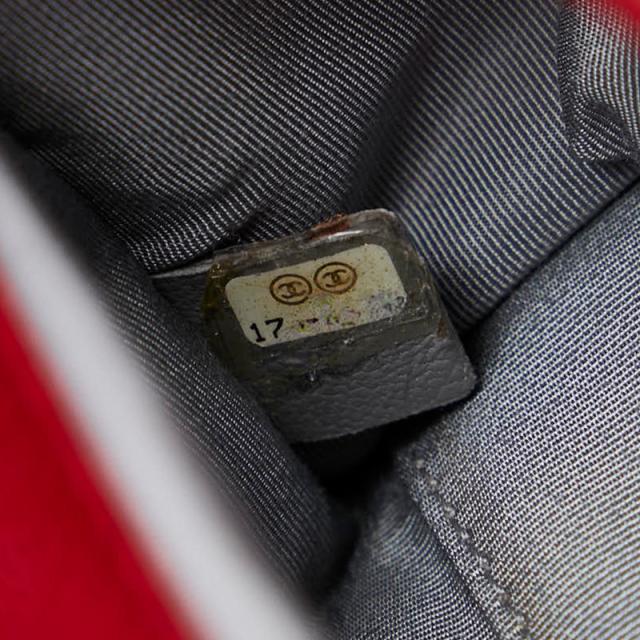 シャネル マトラッセ ココマーク チェーン ショルダーバッグ ハンドバッグ レッド キャビアスキン レディース CHANEL 【中古】の通販は シャネル マトラッセ ココマーク チェーン ショルダーバッグ ハンドバッグ レッド キャビアスキン レディース CHANEL 【中古】の通販は