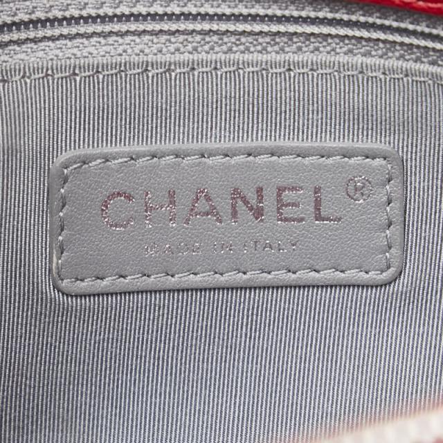 シャネル マトラッセ ココマーク チェーン ショルダーバッグ ハンドバッグ レッド キャビアスキン レディース CHANEL 【中古】の通販は シャネル マトラッセ ココマーク チェーン ショルダーバッグ ハンドバッグ レッド キャビアスキン レディース CHANEL 【中古】の通販は