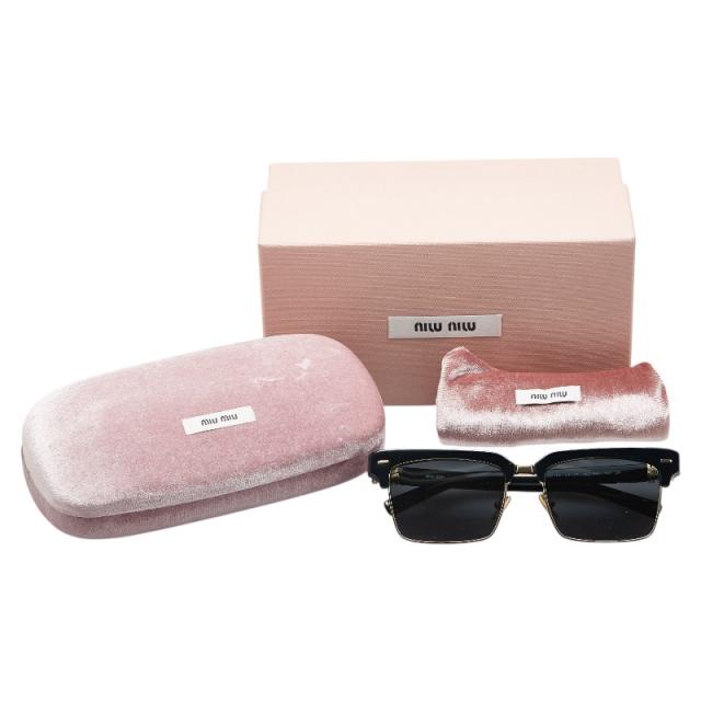 ミュウミュウ サングラス SMU10Z 1AB5S0 ブラック プラスチック レディース MIUMIU 【中古】の通販は