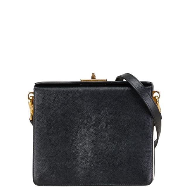★3日以内返品可★  CELINE セリーヌ サテンドカーフスキン スモールトリフォールドウォレット 10F523CQ7.38NO 三つ折り財布 ホワイト サテン レディース 楽天市場】CELINE セリーヌ スモール トリフォールドウォレット 16