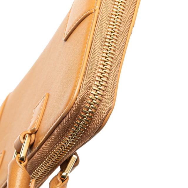 ロエベ アマソナポーチ ラウンドファスナー 長財布 ハンドバッグ ショルダーバッグ 2WAY C039U10X01 ブラウン ナパカーフ LOEWE 【中古】